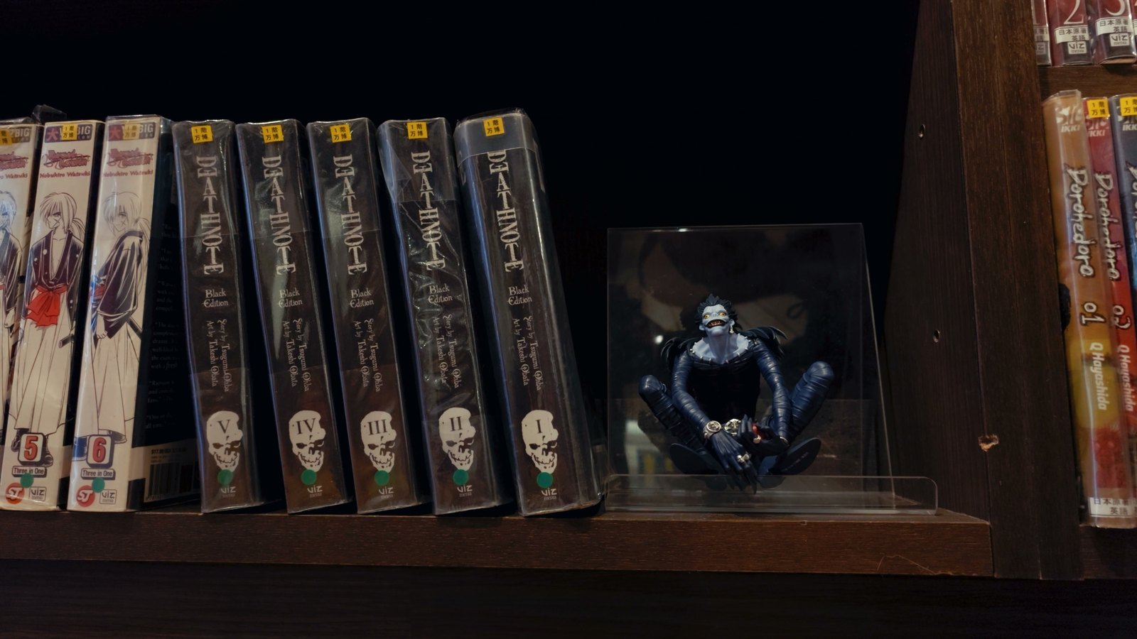 Uluslararası Manga Müzesi. Ryuk, Death Note ciltlerinin yanında kendi hikayesiyle karşılaştı.